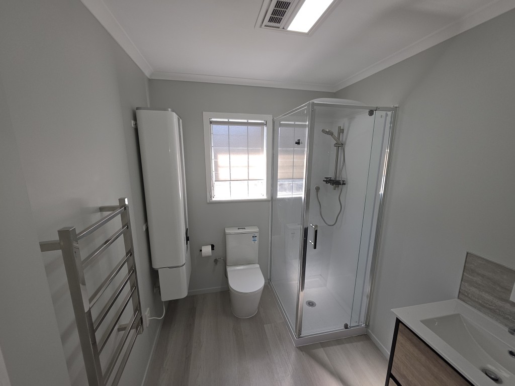 51 Park Ave Unit 2 photo 2